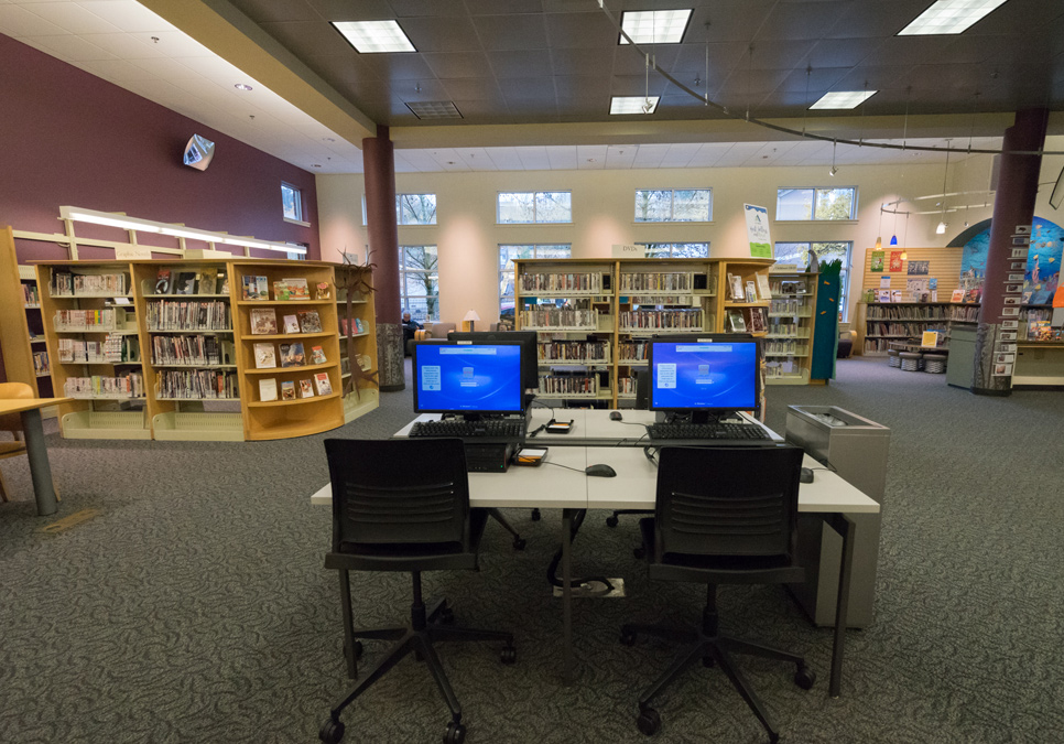 Public computer area at the Delridge Branch