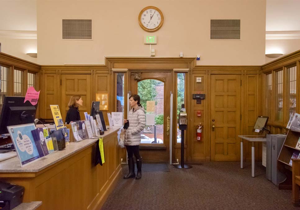 Entry view of the Queen Anne Branch