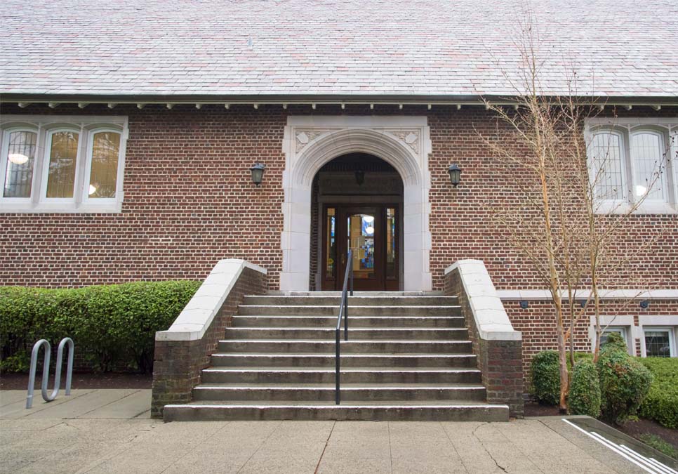 Exterior view of the Queen Anne Branch