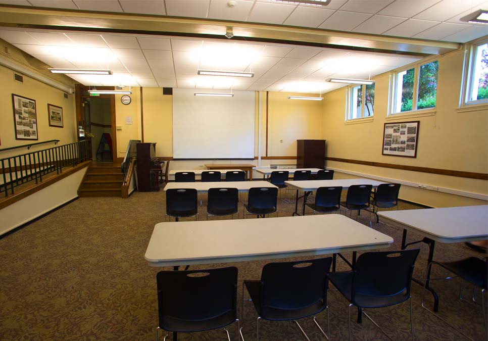 Meeting room area at the University Branch 