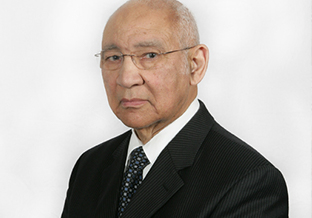 Dr. Edwin Nichols